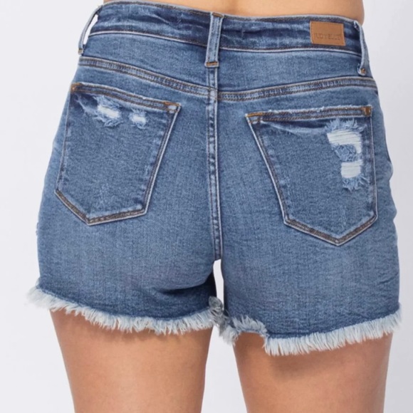 Sun embroidered cut offs - Picture 2 of 3